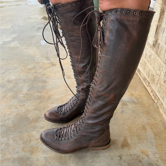 Free People Caspian Boots Sz 9 Brown studded excellent condition priced - Picture 9 of 10